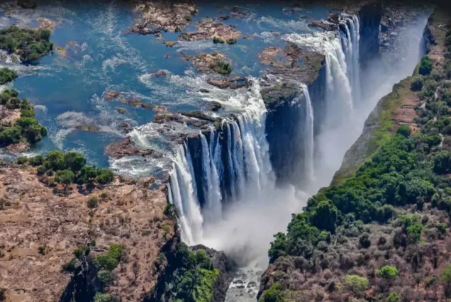 5 Days, 4 Nights Victoria Falls & Chobe Safari